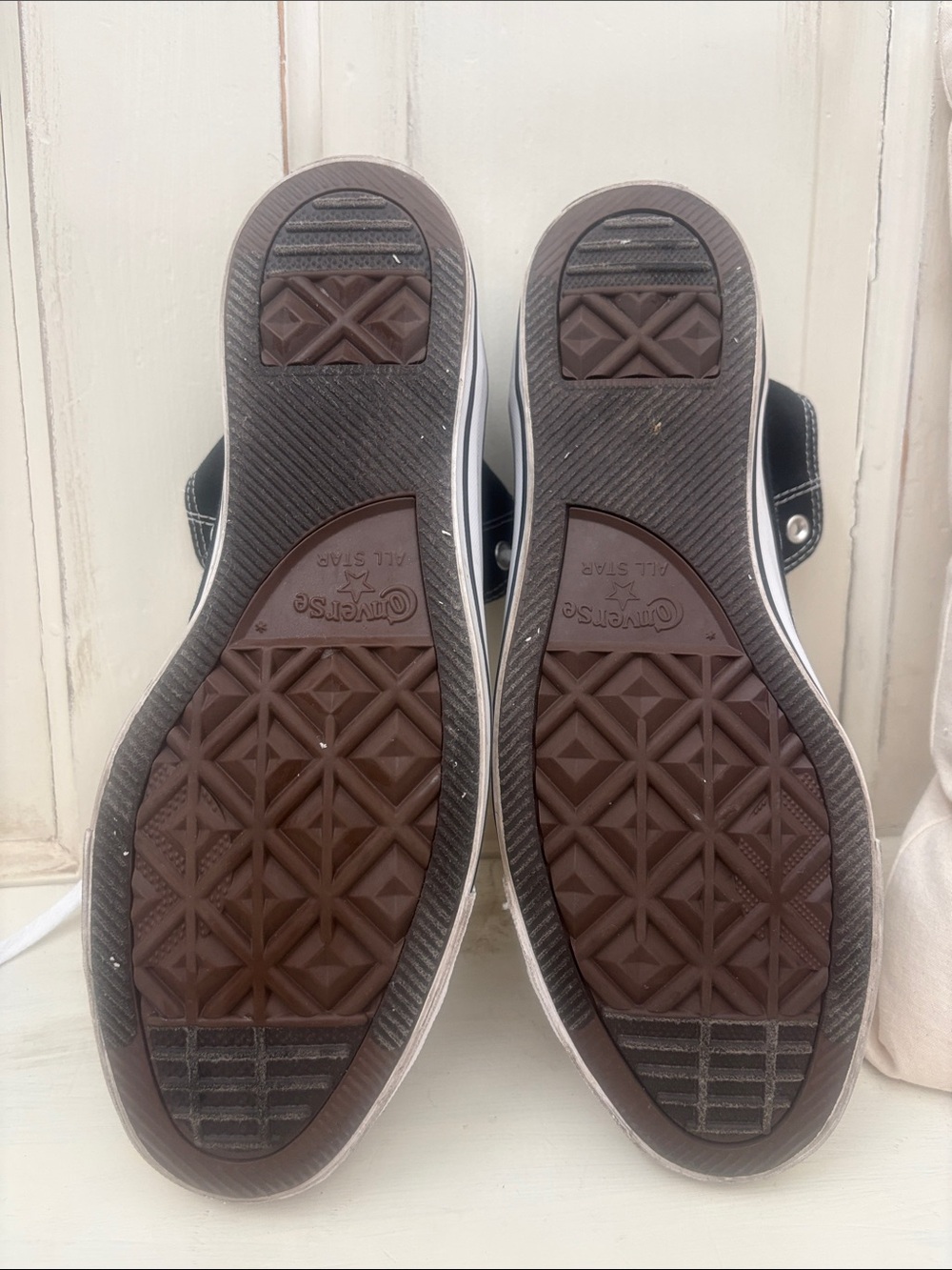 Converse High Tops - Picture 9 of 9